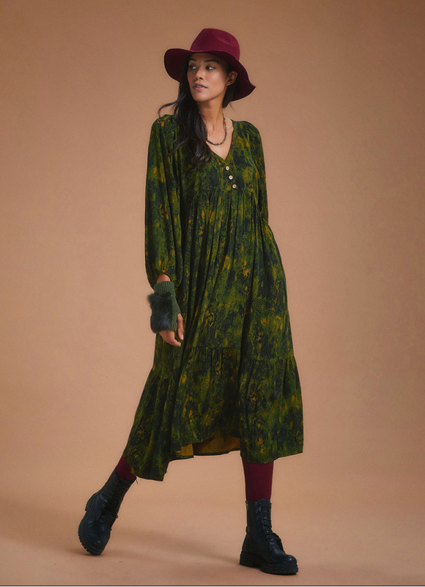 Loose Fit Tiered Long Puff Sleeve Dress